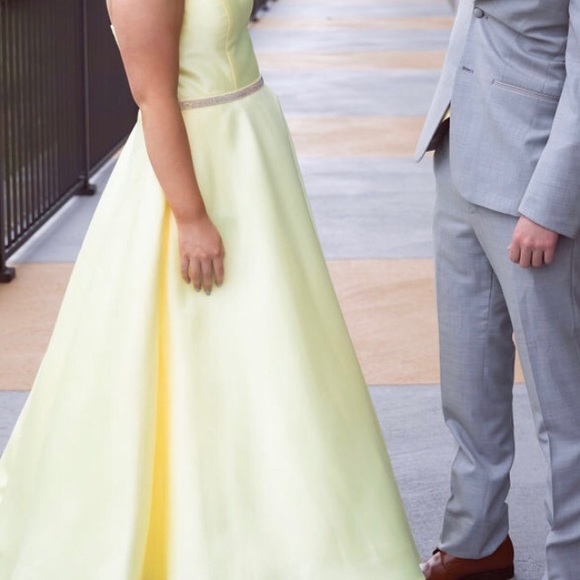 Prom Dress - Picture 2 of 3